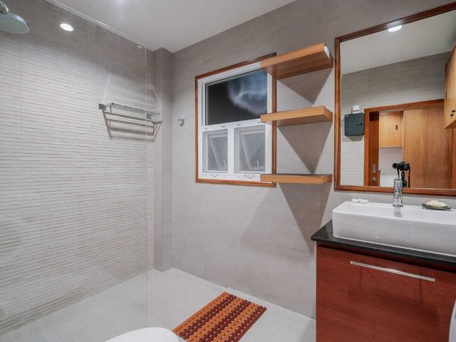 place photo 122