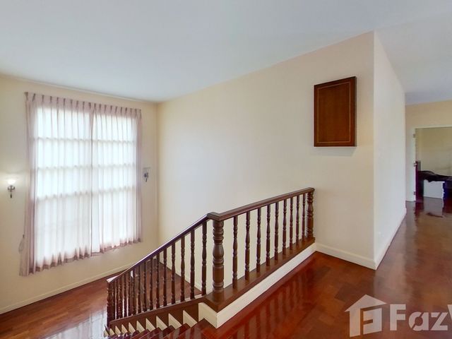 place photo 53