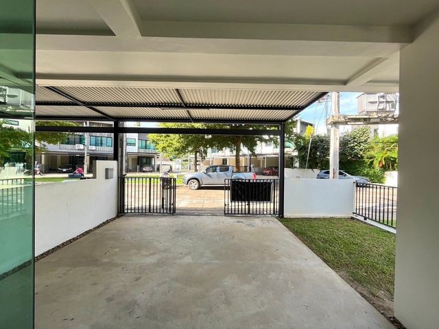 place photo 26