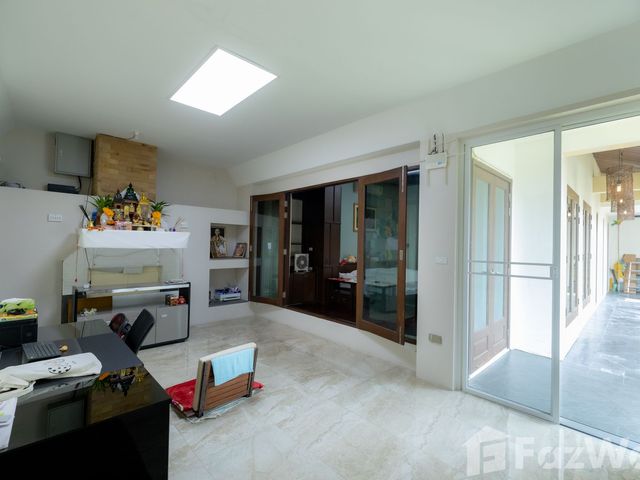 place photo 39