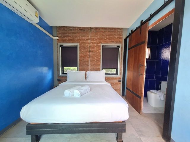 place photo 34