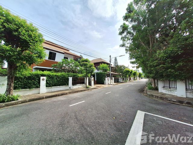 place photo 48