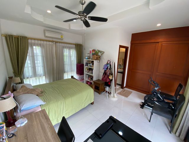 place photo 100