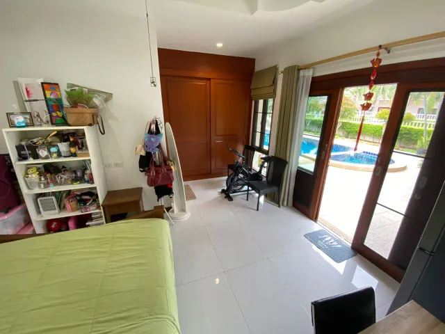 place photo 99