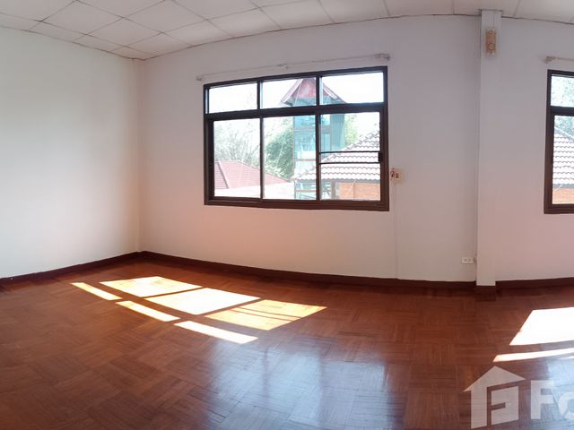 place photo 50