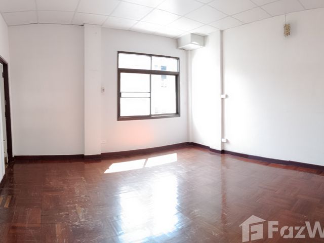 place photo 62