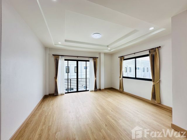 place photo 56