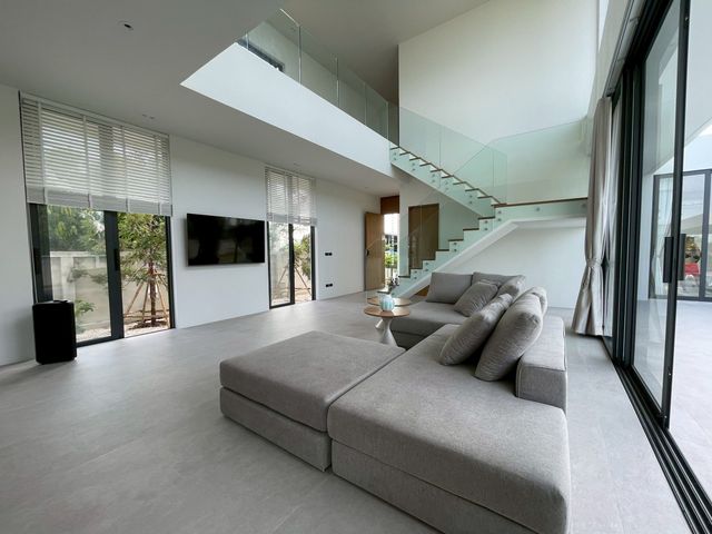 place photo 80