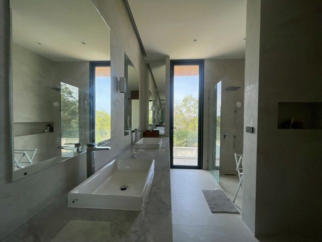 place photo 88