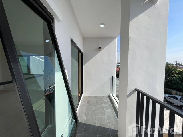 place photo 50