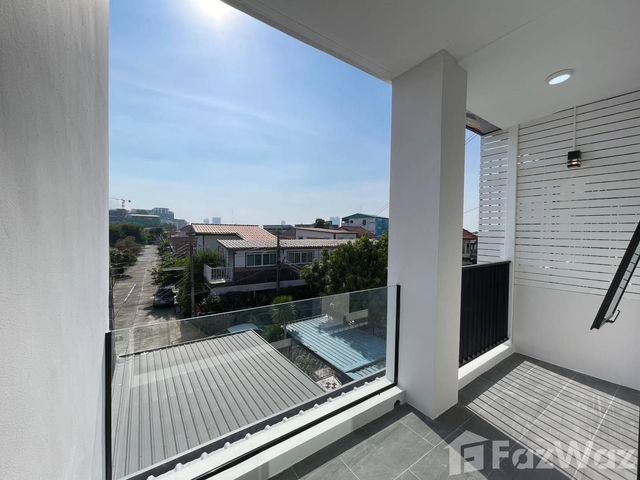 place photo 45