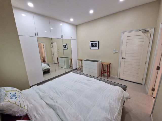 place photo 58