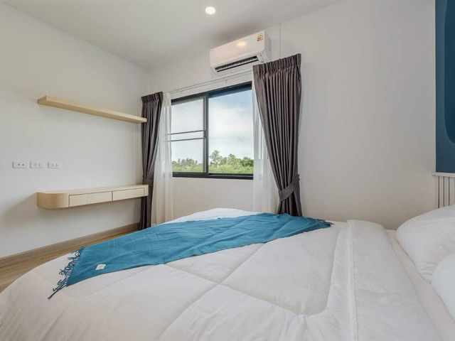 place photo 48