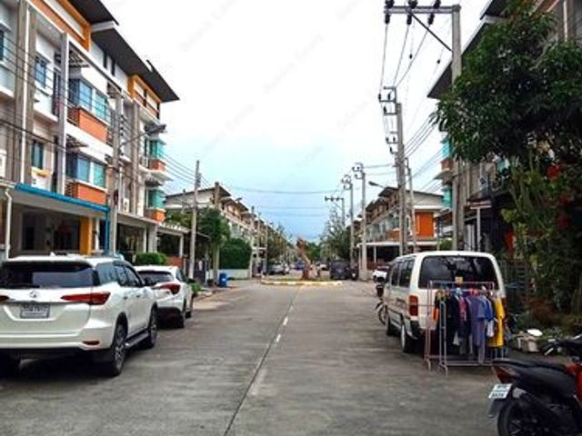 place photo 11