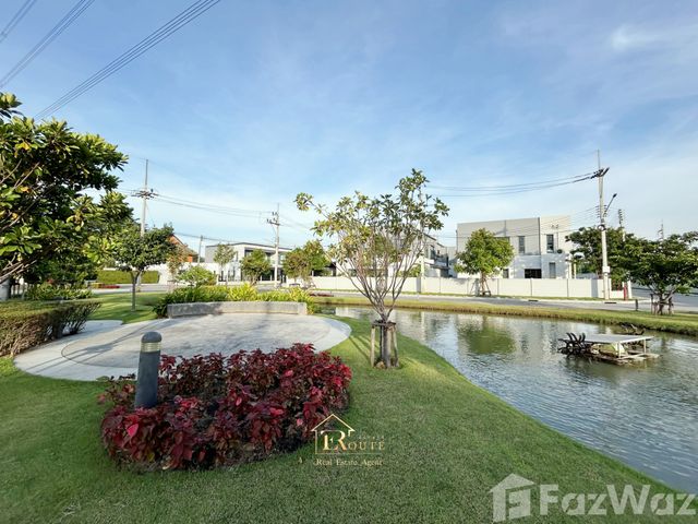 place photo 61