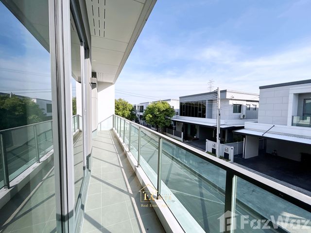 place photo 36