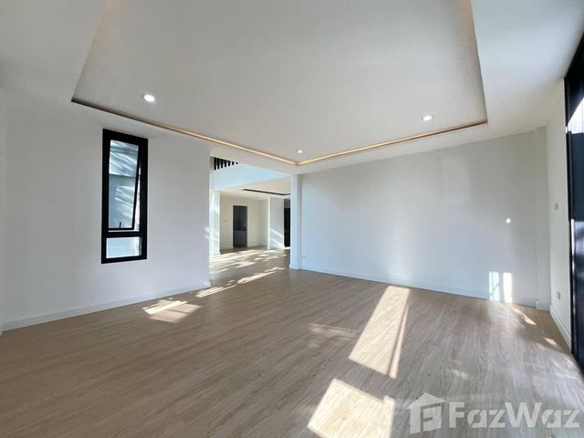 place photo 71