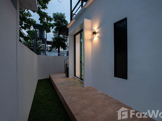 place photo 43