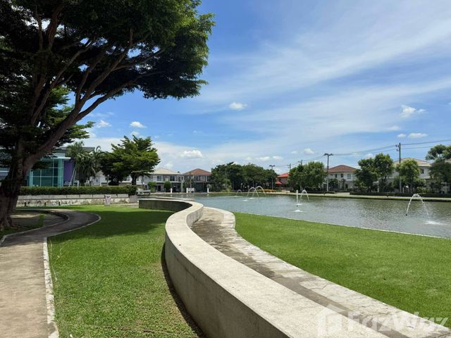 place photo 26