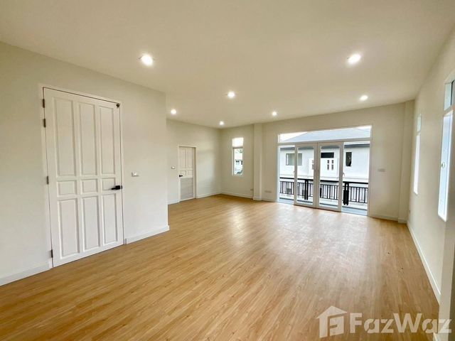place photo 63