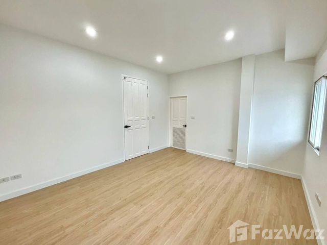 place photo 49