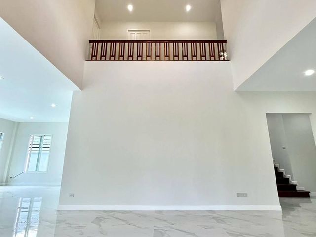 place photo 67