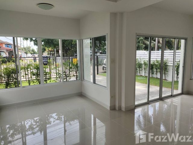 place photo 61