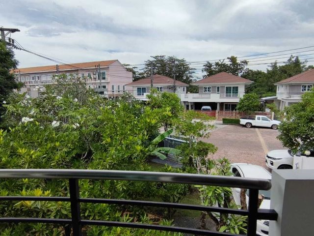 place photo 64