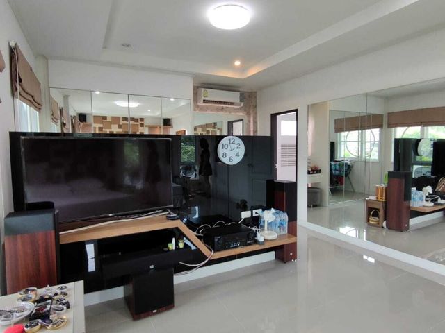 place photo 63