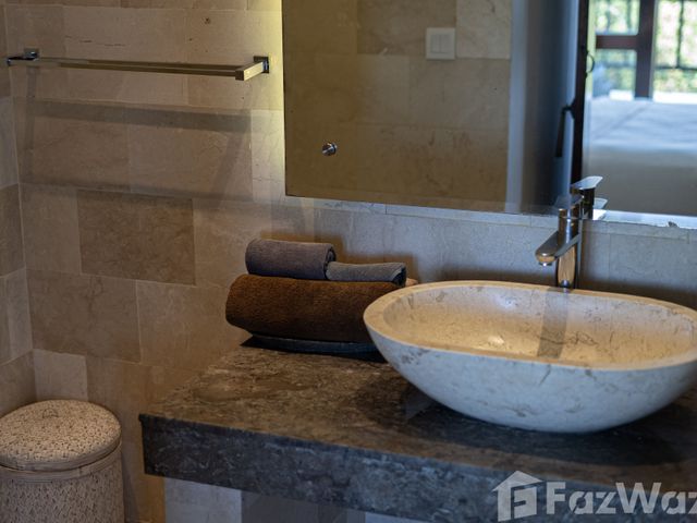 place photo 62
