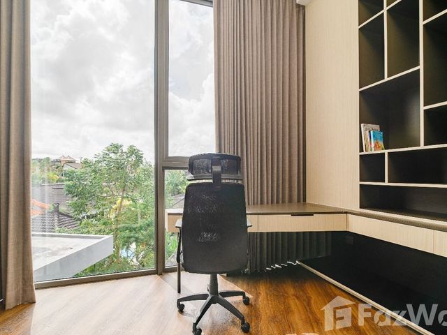 place photo 62