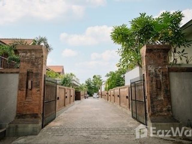 place photo 62