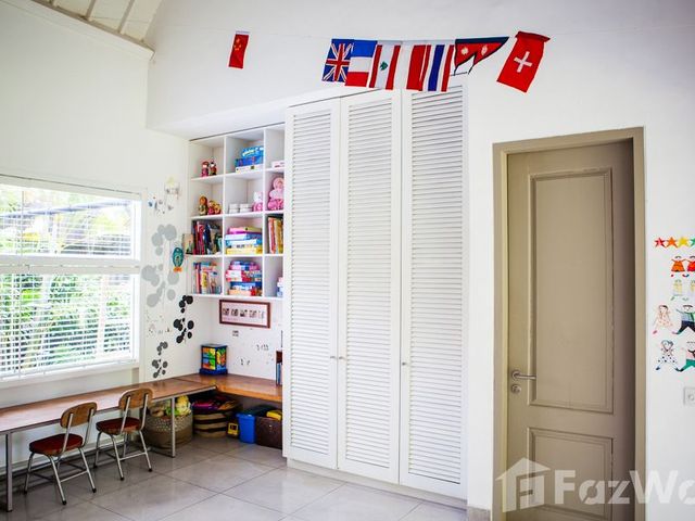 place photo 81