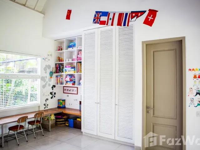 place photo 81