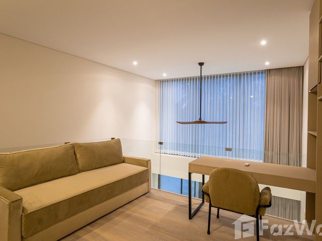 place photo 87