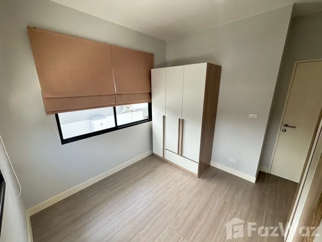 place photo 53
