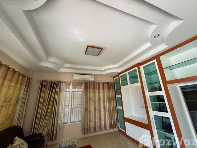 place photo 50