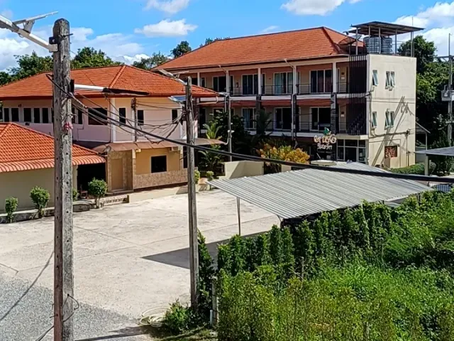 place photo 18