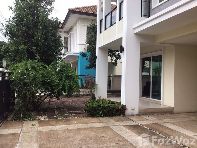 place photo 32