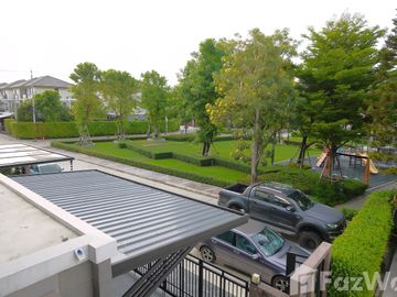 place photo 108