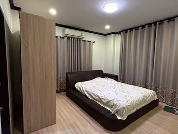 place photo 58