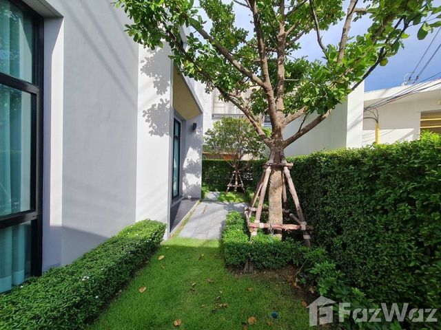 place photo 55