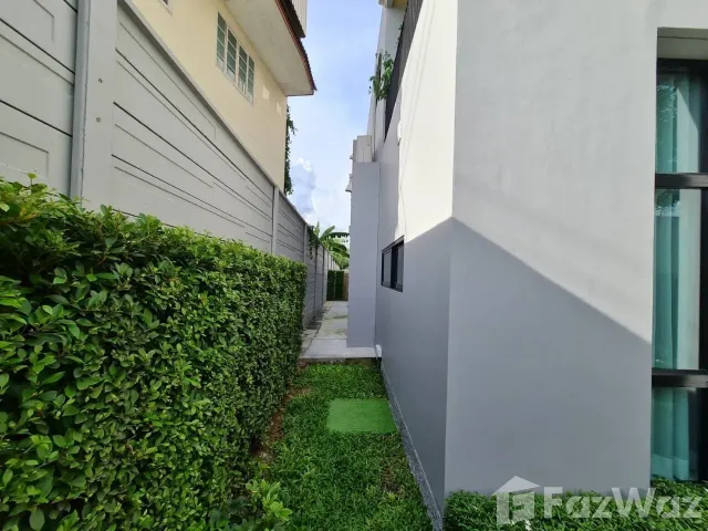 place photo 58