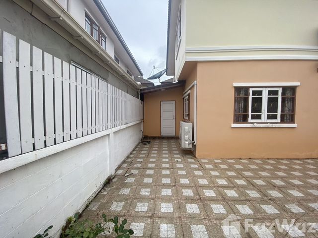 place photo 43