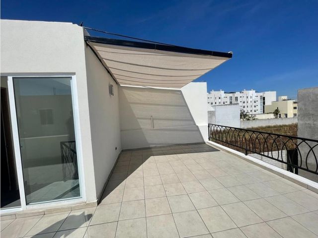 place photo 23