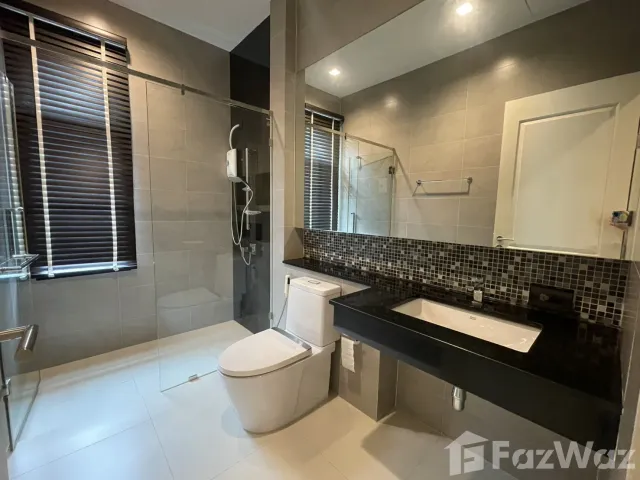 place photo 96