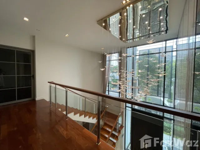place photo 72