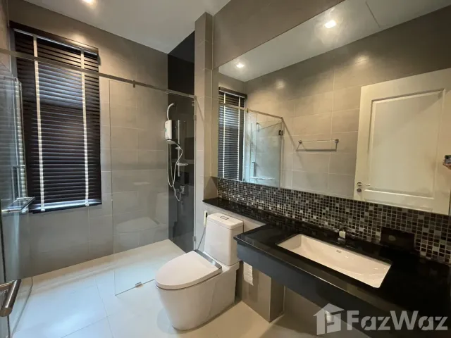 place photo 95