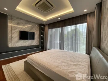 place photo 100