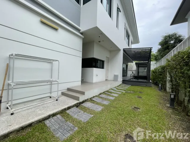 place photo 56